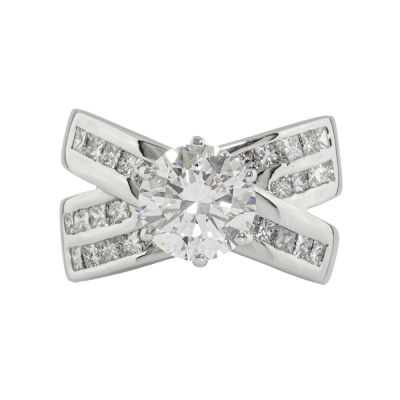 2.06ct Centre Diamond Ring & Matching Band GIA