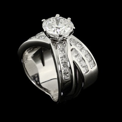 2.06ct Centre Diamond Ring & Matching Band GIA - 11