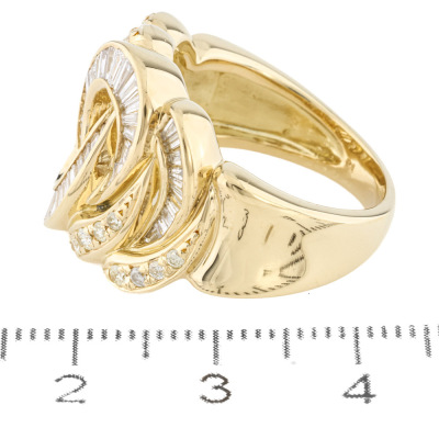 1.35ct Diamond Dress Ring, 18ct Gold - 3