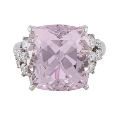 13.91ct Kunzite & 0.50ct Diamond Ring