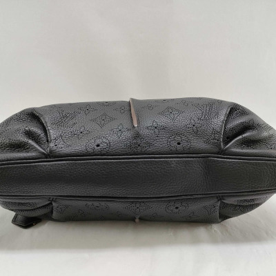 Louis Vuitton Mahina Selene PM - 7