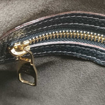 Louis Vuitton Mahina Selene PM - 16