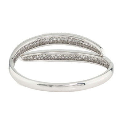 5.60ct Diamond Bangle 18ct gold 34.9g - 5