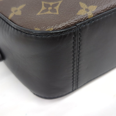 Louis Vuitton Saintonge Bag - 8