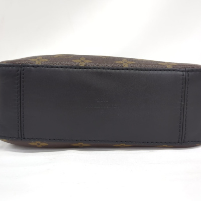 Louis Vuitton Saintonge Bag - 15