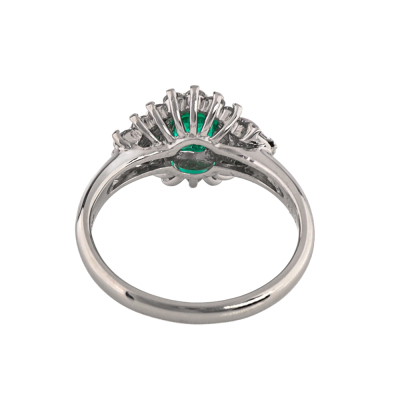 0.43ct Emerald & Diamond Ring - 4