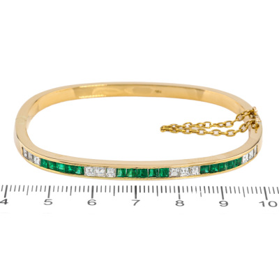 0.75ct Emerald & Diamond Bangle, 18ct 23.9g - 2