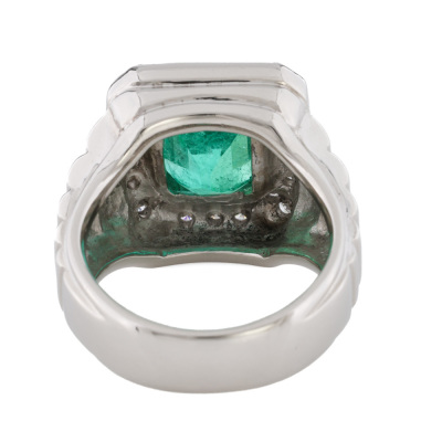 3.78ct Emerald & Diamond Ring - 5