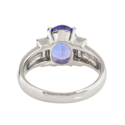 2.29ct Tanzanite & Diamond Ring - 4