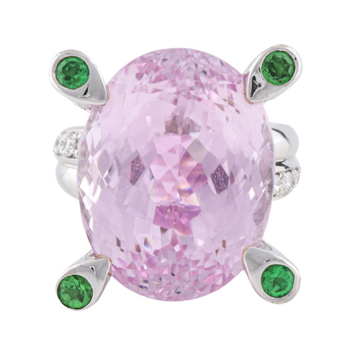28.52ct Kunzite, Garnet & Diamond Ring