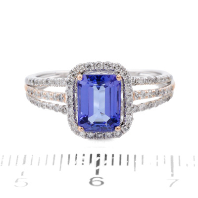 1.80ct Tanzanite & Diamond Ring - 2