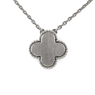 Van Cleef & Arpels 2022 Holiday Vintage Alhambra Pendant - 6