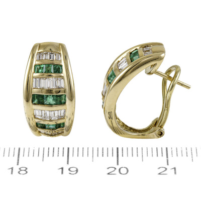 1.15ct Emerald & 1.00ct Diamond Earrings - 3