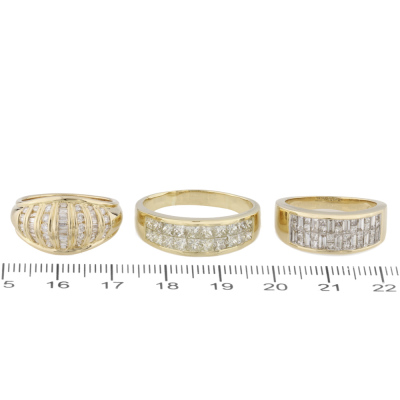 Three Diamond Dress Rings, 18ct Gold - 2
