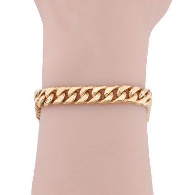 Curb Link Gold Chain Bracelet, 18ct 54.0g - 5