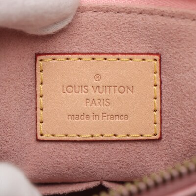 Louis Vuitton V Tote BB - 4