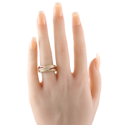 0.84ct Ruby & Diamond Ring - 6