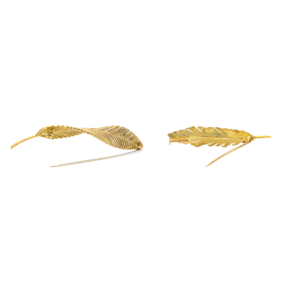 Two 18ct Gold Feather Brooches, 15.1g - 4