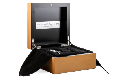 Panerai Luminor GMT Mens Watch - 2