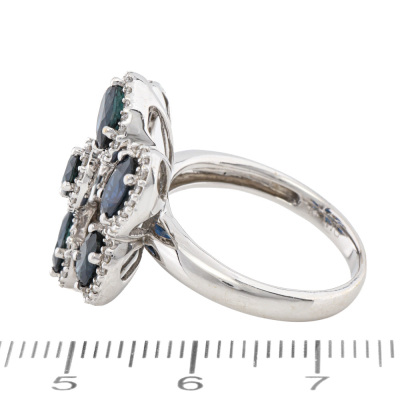 4.15ct Sapphire & 0.60ct Diamond Ring - 3
