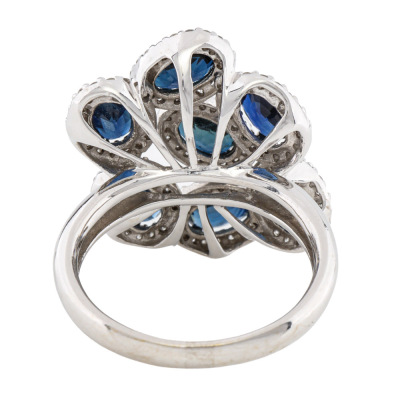 4.15ct Sapphire & 0.60ct Diamond Ring - 4