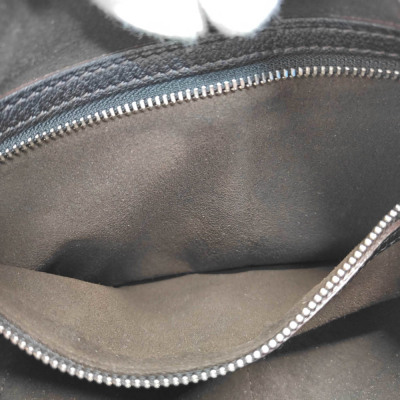 Louis Vuitton Mahina Selene PM - 11