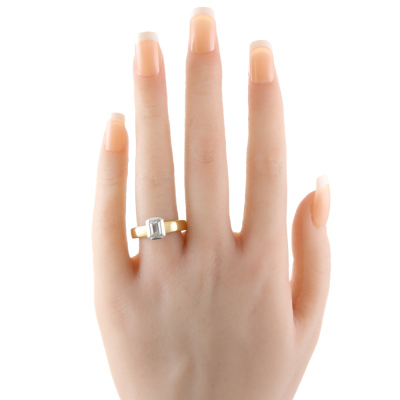 0.85ct Emerald Cut Diamond Solitaire Ring - 7