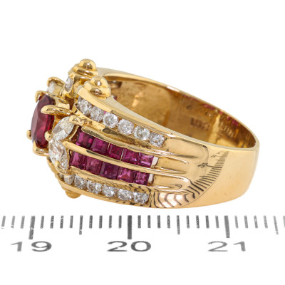 1.71ct Ruby & 1.00ct Diamond Ring - 3