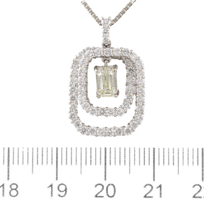 2.24ct Diamond Pendant - 2