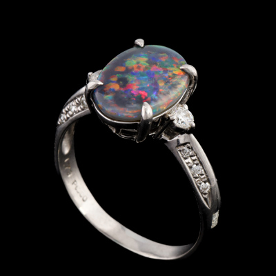 1.73ct Black Opal & Diamond Ring - 5