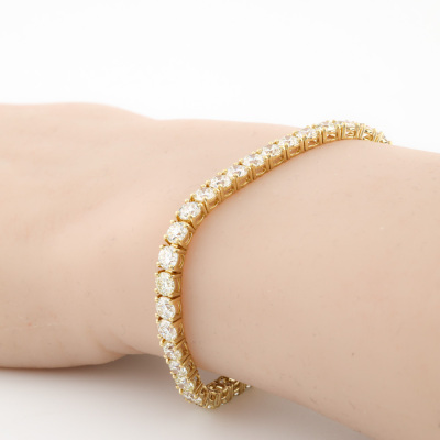 11.23ct Diamond Tennis Bracelet 18ct Gold - 6