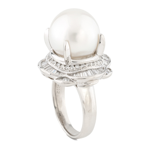 14.3mm South Sea Pearl & Diamond Ring