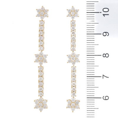 2.06ct Diamond Drop Earrings - 3