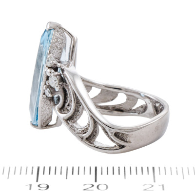 5.40ct Aquamarine & Diamond Ring - 3