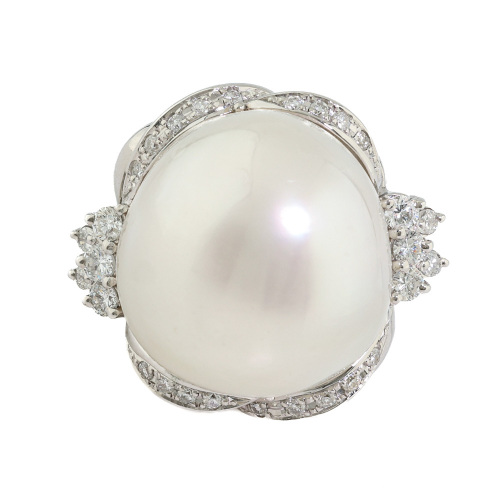 17.4mm South Sea Pearl & Diamond Ring