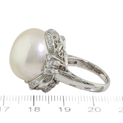 17.4mm South Sea Pearl & Diamond Ring - 3