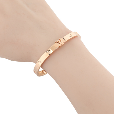 Louis Vuitton Empreinte Bangle - 7