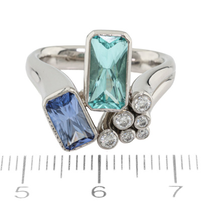 2.91ct Paraiba Tourmaline, Sapphire & Diamond Ring - 2