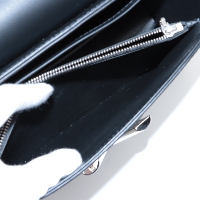 Louis Vuitton Twist MM - 15