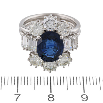 3.19ct Sapphire & Diamond Ring - 2