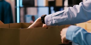 Jewellery auction sale process